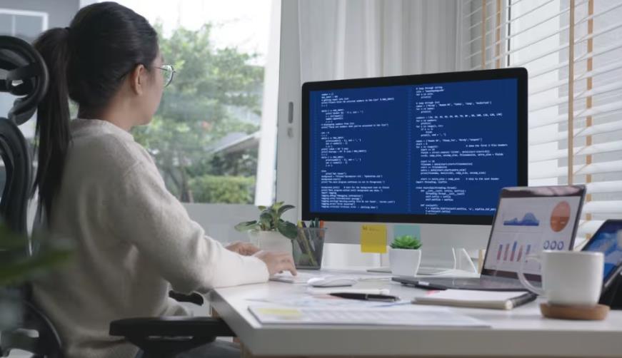 郑州企业数字化解决方案:机器学习赋能商业模式升级的核心路径